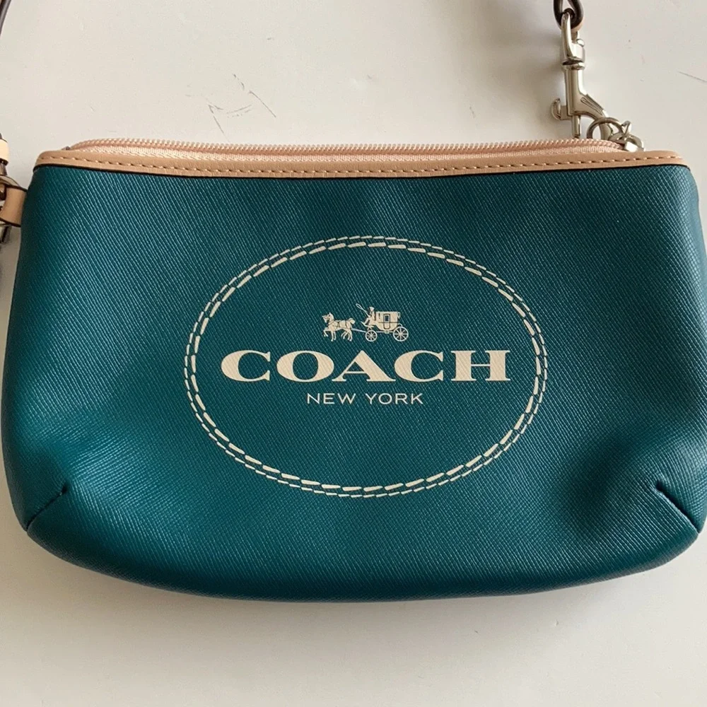 Coach wristlet teal with signature logo graphics NWOT - Picture 2 of 8